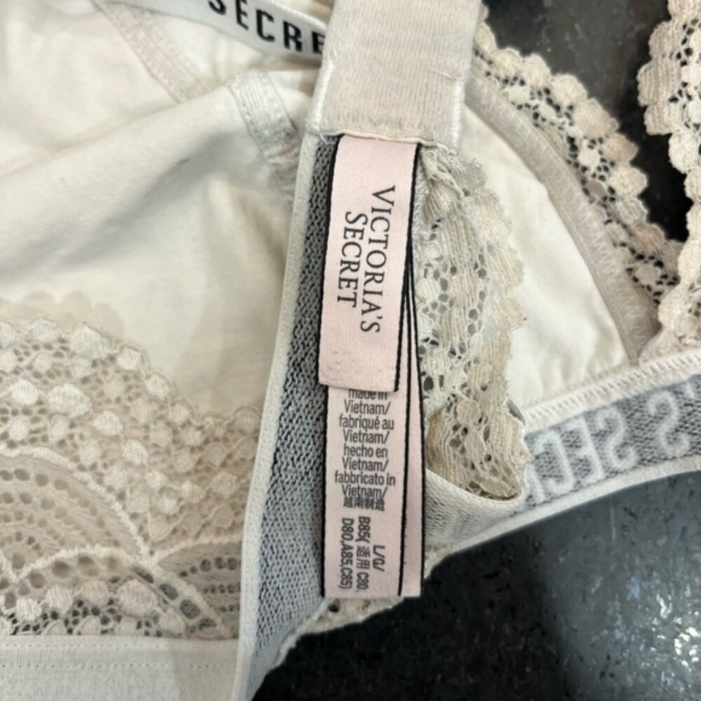 Y2K Victoria’s Secret Lace Bralette Ivory White Size L - Picture 5 of 5